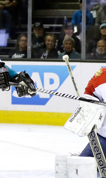 Luongo stops 52 shots as Panthers snap Sharks' winning streak